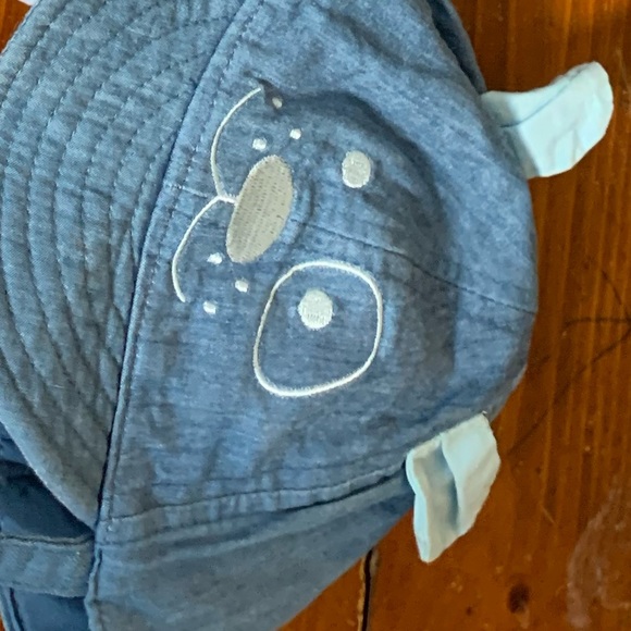 Infant Puppy Dog Baseball Sun Hat with chin strap - Picture 3 of 3